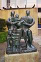 sculptureHenry_Moore,_Famil