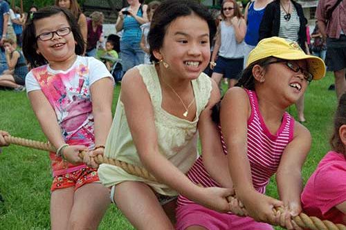 Tug o war girls500bbb